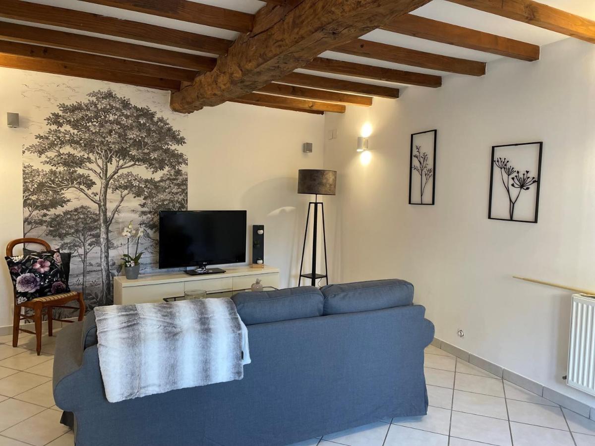 Les Glycines Villa Hieres-Sur-Amby Exteriör bild